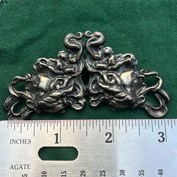 Vintage Art Nouveau Double Divas Style Pin Brooch - Picture 3 of 9